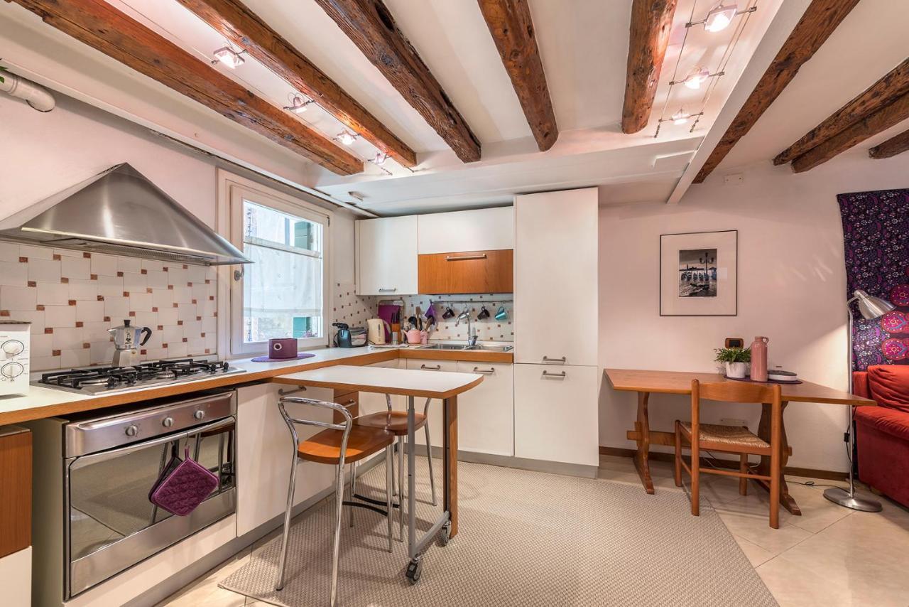 Piccolo - Cozy Studio In The Heart Of Authentic Венеція Екстер'єр фото